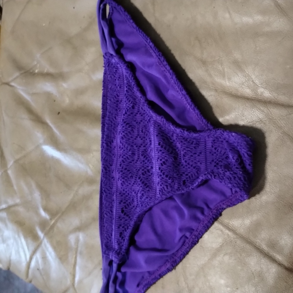 Bikini bottoms